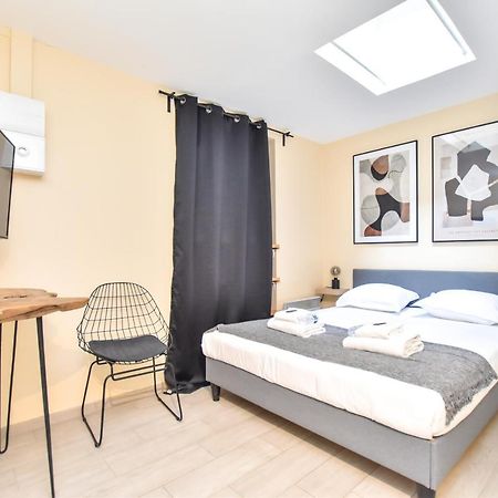 Cmg Batignolles - Pigalle Paris Bagian luar foto